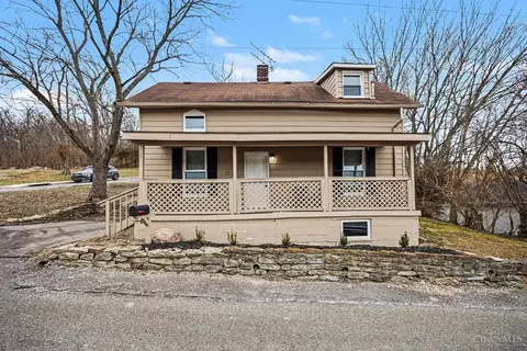 22 Skidmore St, Cleves, OH 45002