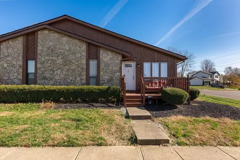 4723 Caprice Dr, Middletown, OH 45044