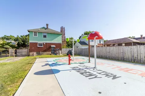Exterior - 1519 Section Rd, Cincinnati, OH 45237 photo 5 of 5