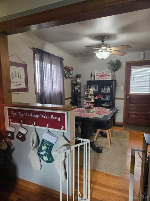 Dining - 2238 Pacora Dr, Cincinnati, OH 45231 photo 1 of 2