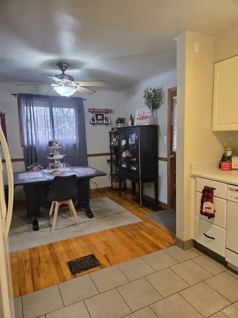 Dining - 2238 Pacora Dr, Cincinnati, OH 45231 photo 2 of 2