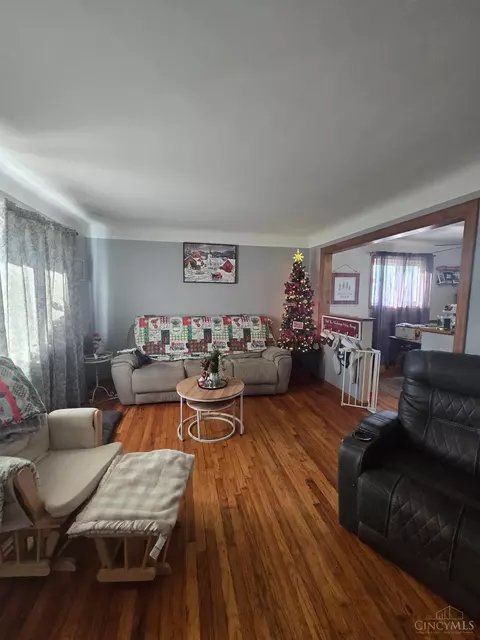 Living - 2238 Pacora Dr, Cincinnati, OH 45231 photo 2 of 2