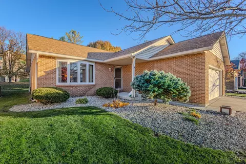 4 Pleasant Creek Ct, Fairfield, OH 45014