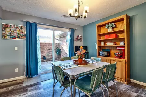 Dining - 299 Jonathan Ct, Cincinnati, OH 45255 photo 1 of 3
