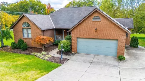 5509 Boomer Rd, Cincinnati, OH 45247