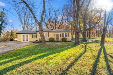 2806 Bantam Rd, Bethel, OH 45106