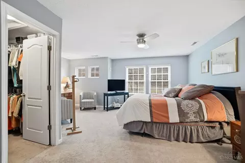Bedroom - 5725 Lofty View Ln, Cincinnati, OH 45247 photo 1 of 6