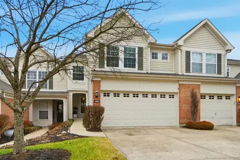 Exterior - 5725 Lofty View Ln, Cincinnati, OH 45247 photo 2 of 8