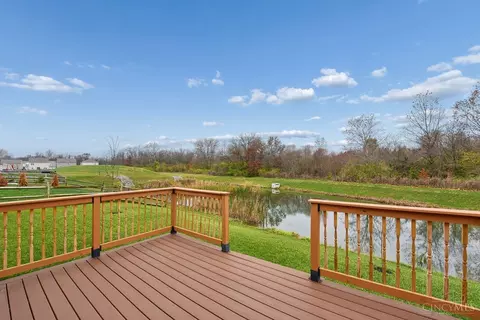 Exterior - 5001 Lakeview Dr, Morrow, OH 45152 photo 5 of 8