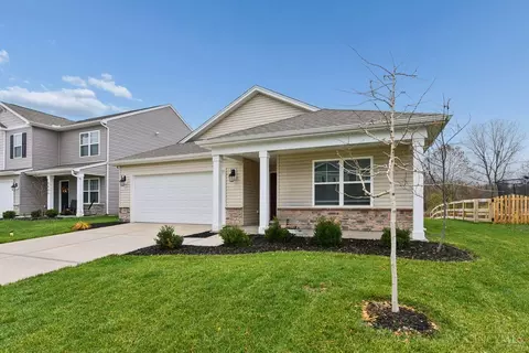 5001 Lakeview Dr, Morrow, OH 45152