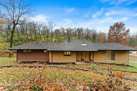 3625 Canyon Dr, Cincinnati, OH 45217