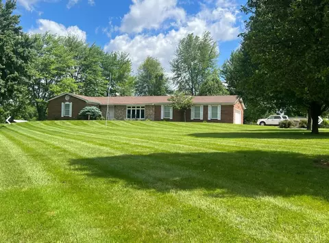 7136 Goshen Rd, Goshen, OH 45122