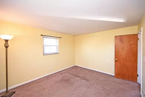 Bedroom - 796 Kenray Ct, Reading, OH 45215 photo 2 of 10