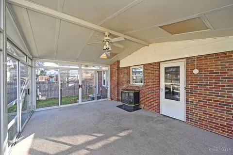 Exterior - 796 Kenray Ct, Reading, OH 45215 photo 5 of 9