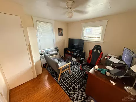 Bedroom - 2911 Maisel Dr, Cincinnati, OH 45220 photo 4 of 5