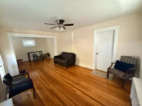 Living - 2911 Maisel Dr, Cincinnati, OH 45220 photo 1 of 5