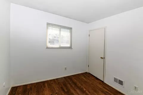 8543 Foxcroft Dr, Cincinnati, OH 45231 photo 20