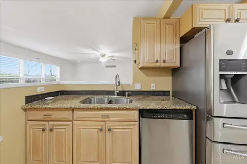 Kitchen - 2525 Millennium Pl, Cincinnati, OH 45211 photo 2 of 3