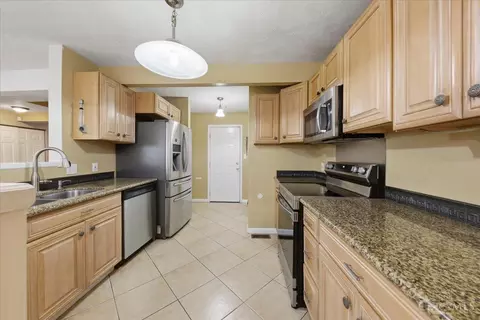 Kitchen - 2525 Millennium Pl, Cincinnati, OH 45211 photo 1 of 3