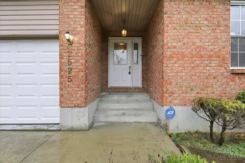 Exterior - 2525 Millennium Pl, Cincinnati, OH 45211 photo 5 of 8