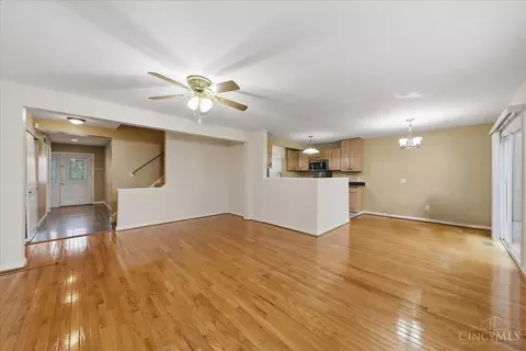 Living - 2525 Millennium Pl, Cincinnati, OH 45211 photo 5 of 7