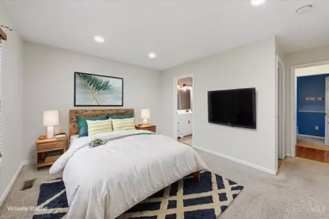 Bedroom - 2525 Millennium Pl, Cincinnati, OH 45211 photo 6 of 17