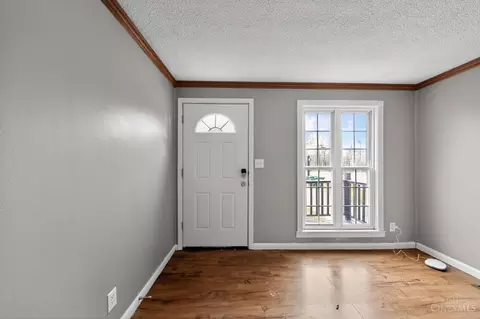 Entry Way - 8579 Daly Rd, Cincinnati, OH 45231 photo 1 of 2