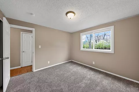 Bedroom - 8579 Daly Rd, Cincinnati, OH 45231 photo 1 of 10