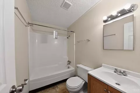 Bath - 8579 Daly Rd, Cincinnati, OH 45231 photo 2 of 2