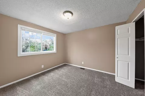 Bedroom - 8579 Daly Rd, Cincinnati, OH 45231 photo 2 of 10