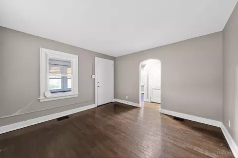 Living - 1501 Summit Rd, Cincinnati, OH 45237 photo 1 of 1