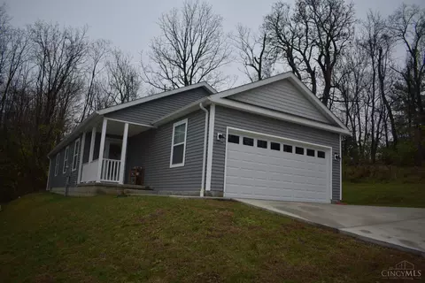 113 Springlake Ave, Hillsboro, OH 45133
