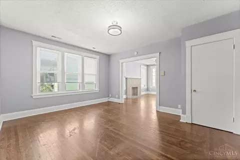 Living - 1815 Clarion Ave, Cincinnati, OH 45207 photo 4 of 5