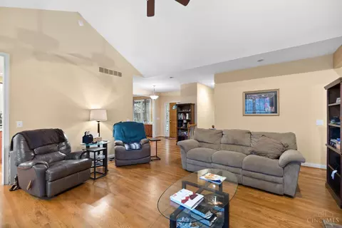4044 W Fork Rd, Cincinnati, OH 45247 photo 7