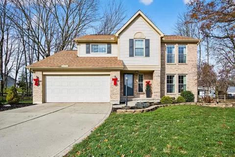 1332 Inlet Ct, Amelia, OH 45102