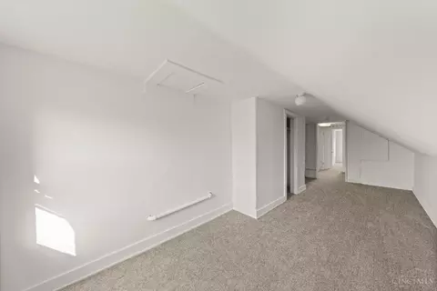 Bedroom - 3317 Trimble Ave, Cincinnati, OH 45207 photo 6 of 10