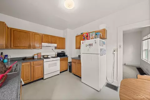 Kitchen - 3317 Trimble Ave, Cincinnati, OH 45207 photo 1 of 3