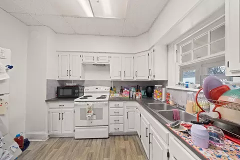 Kitchen - 3317 Trimble Ave, Cincinnati, OH 45207 photo 3 of 3