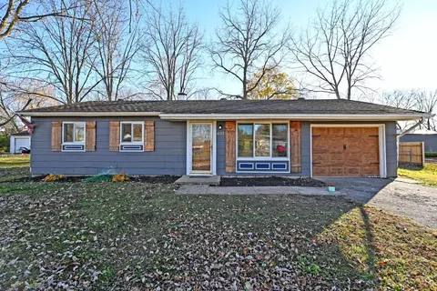 1033 Poinciana Dr, Carlisle, OH 45005