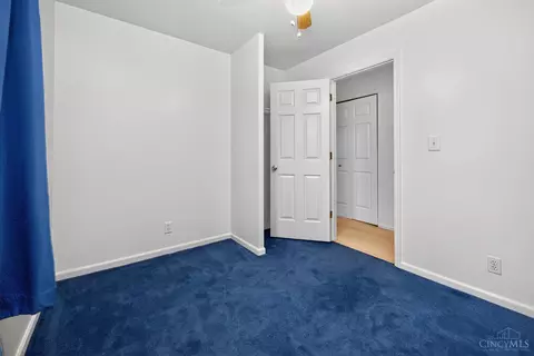 Bedroom - 464 Glenrose Ln, Cincinnati, OH 45244 photo 9 of 9