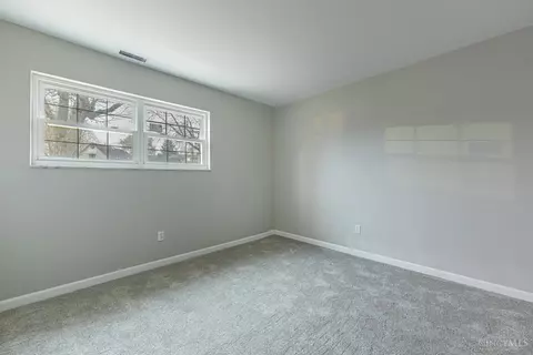 Bedroom - 580 Bessinger Dr, Forest Park, OH 45240 photo 7 of 9
