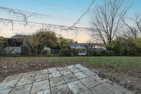 Exterior - 580 Bessinger Dr, Forest Park, OH 45240 photo 2 of 3