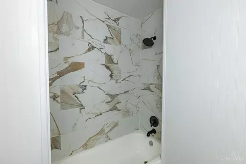 Bath - 580 Bessinger Dr, Forest Park, OH 45240 photo 2 of 4