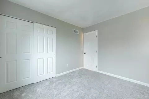 Bedroom - 580 Bessinger Dr, Forest Park, OH 45240 photo 4 of 9