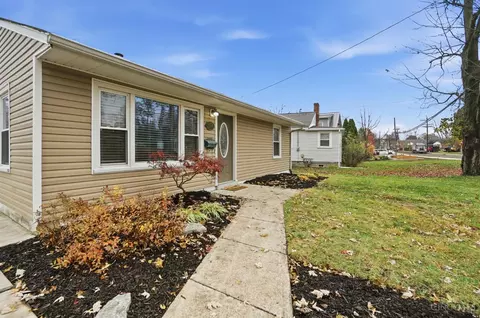 4582 Cooper Rd, Blue Ash, OH 45242 photo 3