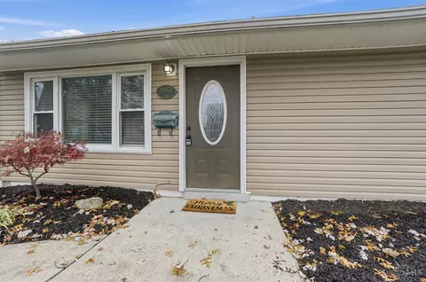 4582 Cooper Rd, Blue Ash, OH 45242 photo 4