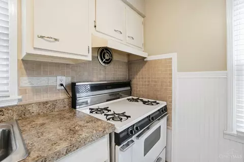 4582 Cooper Rd, Blue Ash, OH 45242 photo 11