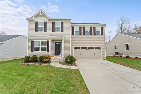 148 Wooded Ridge Dr, Amelia, OH 45102