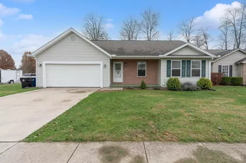 588 John Chambers Dr, Wilmington, OH 45177