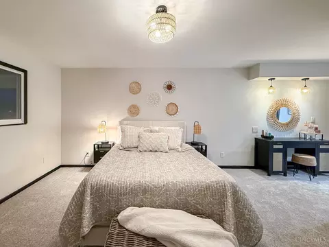 Bedroom - 11131 Hanover Rd, Forest Park, OH 45240 photo 2 of 6